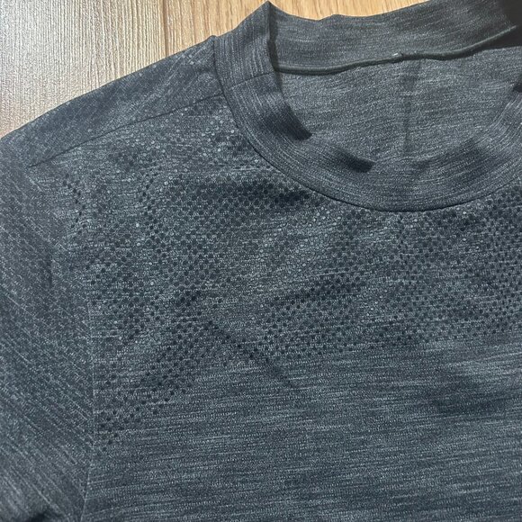 Lululemon Metal Vent Tech Long Sleeve Mens XS? Heathered Grey - Picture 2 of 4